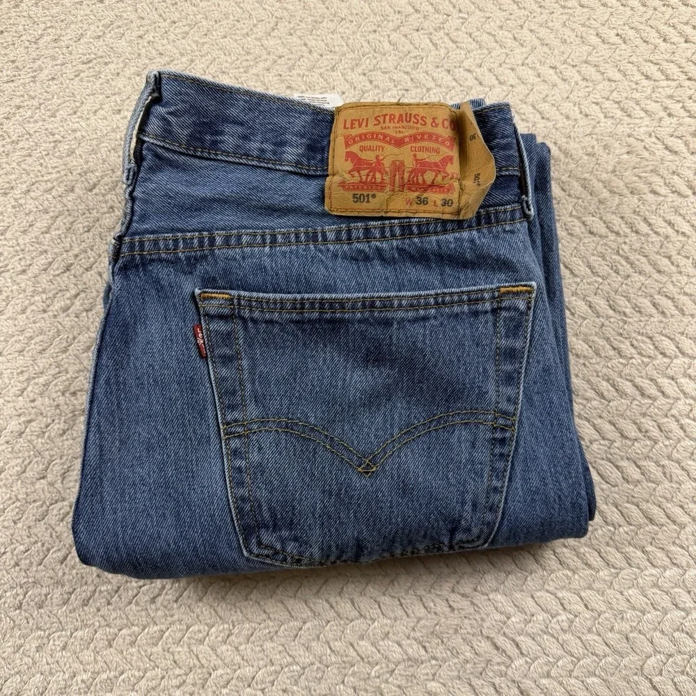Levi's‎ 501 xx Button Fly Jeans Men's 36x30 Blue Original Fit Straight Leg Rodeo